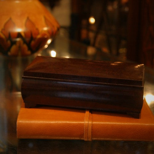 Bakelite is Born