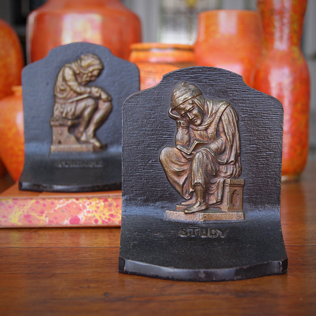 Science & Study Bookends (BACKSTOCK)