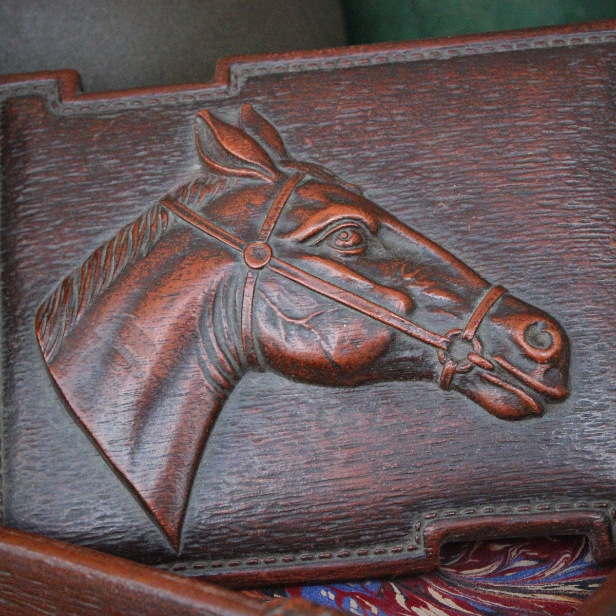 Race Horse Dresser Box