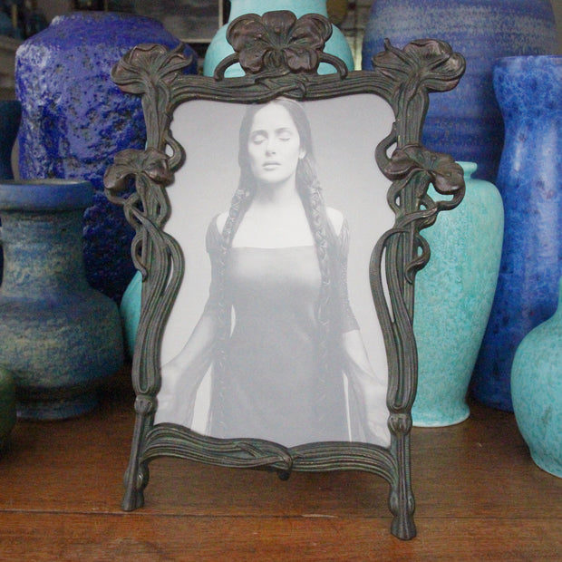 Nouveau Photo Frame