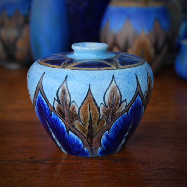 English Deco "Indian Flame" Pot