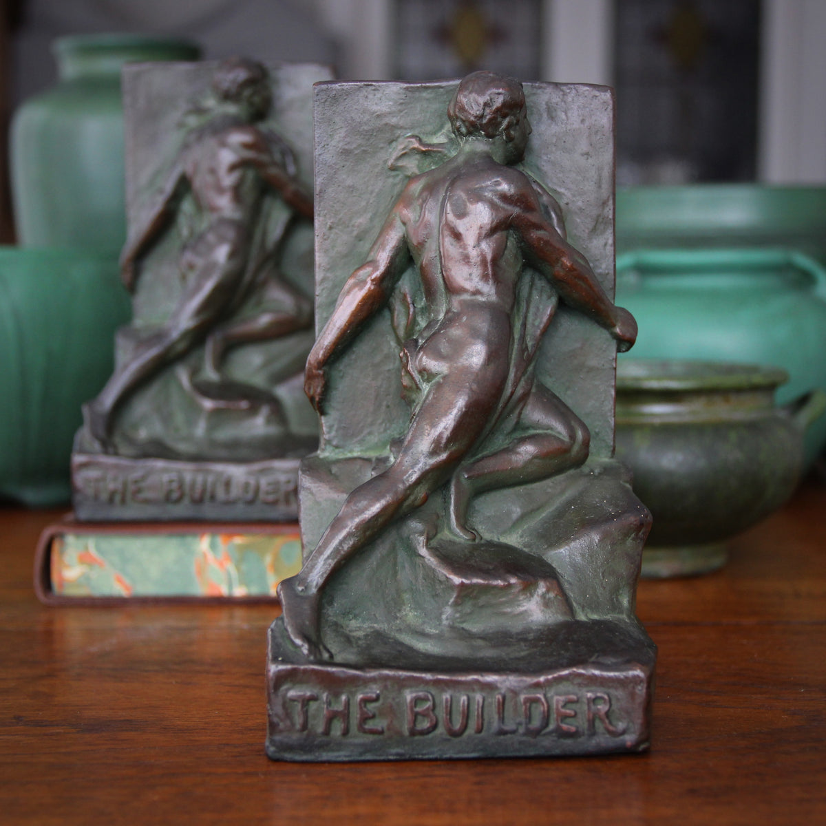 Heroic "Builder" Bookends