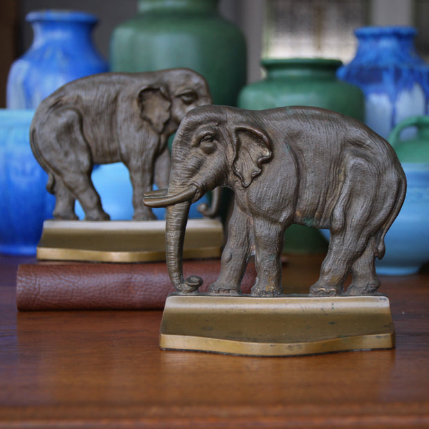 Bronze Elephant Bookends (BACKSTOCK)