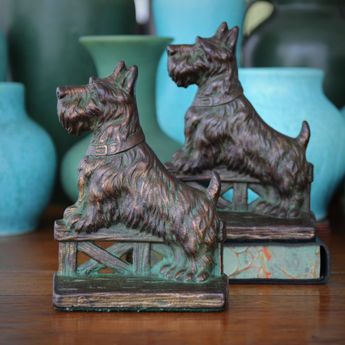 Eager Scottie Bookends