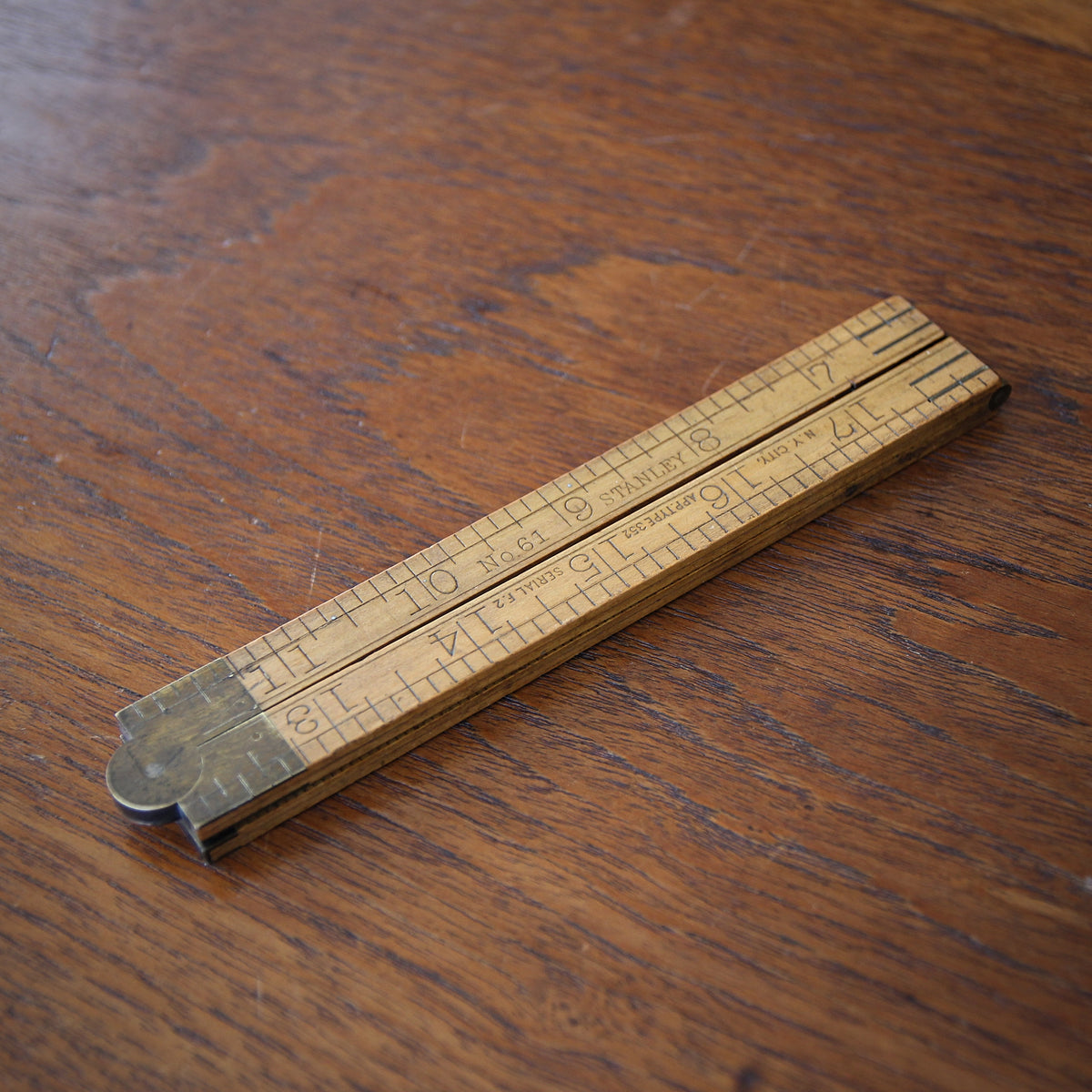 Boxwood Folding Pocket Measure
