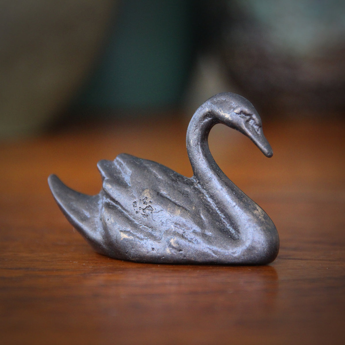 Bronze Swan Sculpture